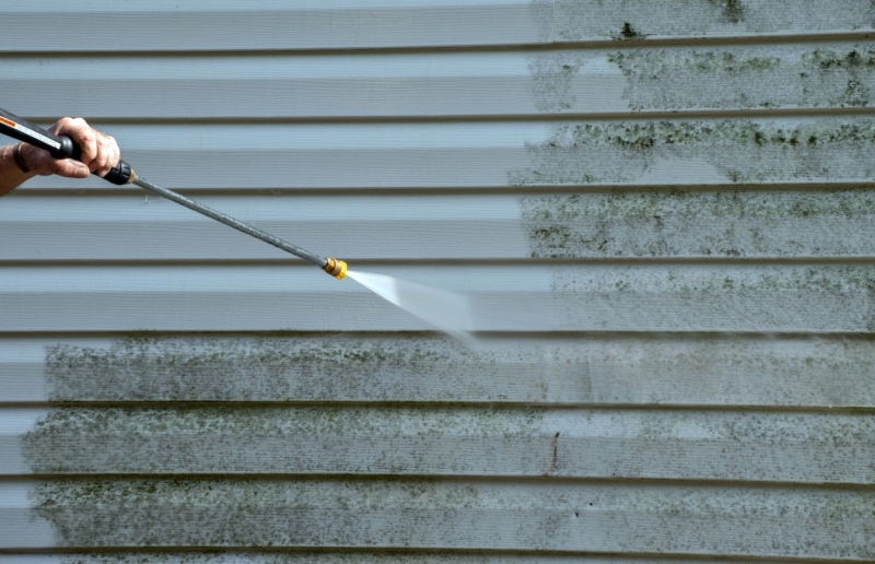 Exterior cleaning service